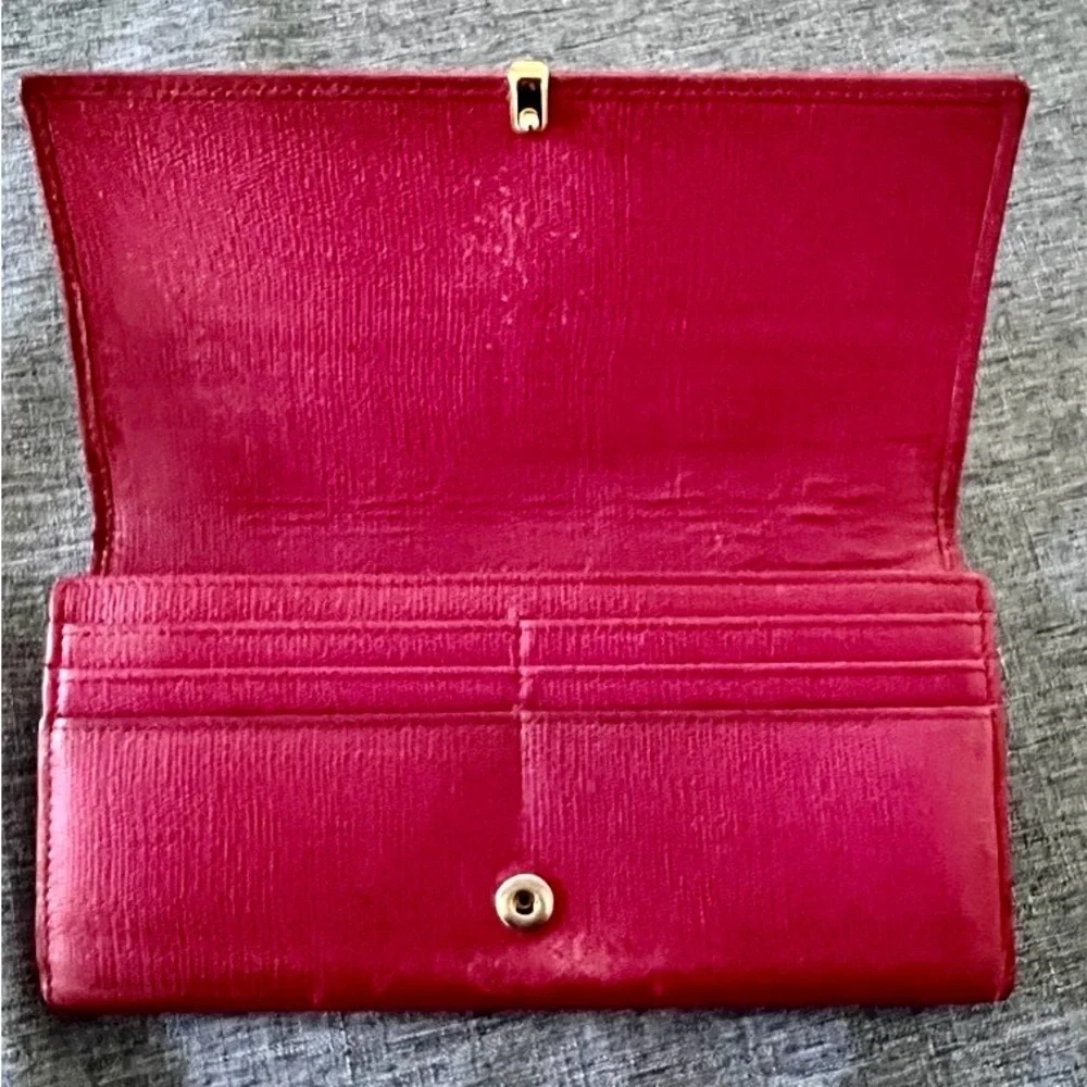 YVES SAINT LAURENT  Y Ligne Calfskin Long Wallet in Red